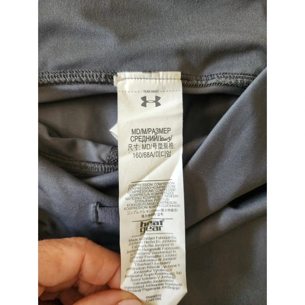 Under Armour HeatGear Gray Compression Capri Leggings Mesh Cuffs Womens Medium